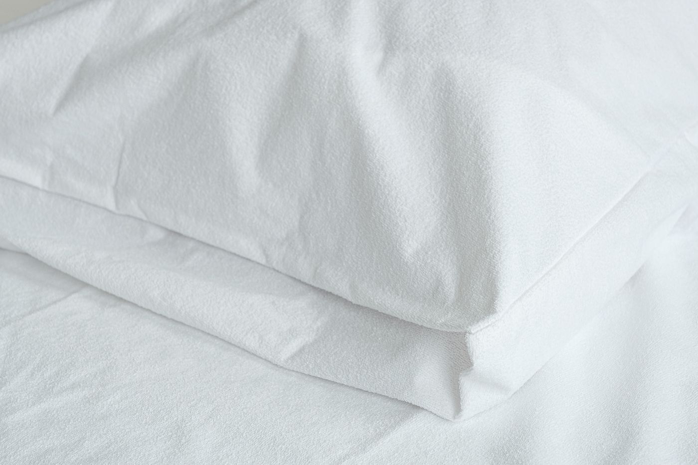 Võrdlus 2 Veekindel padjakate JULIA 50x60 PU/frotee